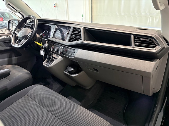 Volkswagen Transporter 10 of 19