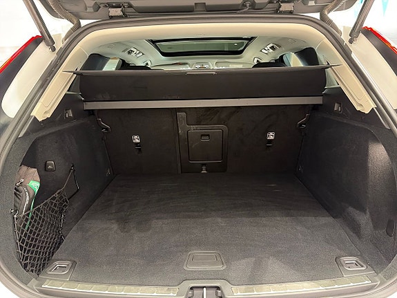 Volvo XC60 13 of 14