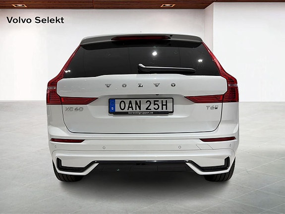 Volvo XC60 7 of 14