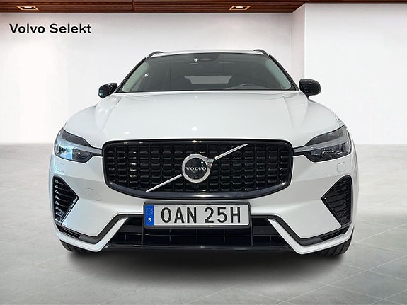 Volvo XC60 8 of 14