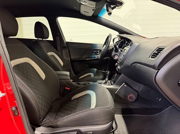 Kia Ceed 12 of 20