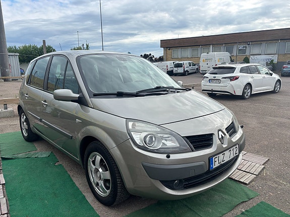 Renault Scenic II 2 of 5