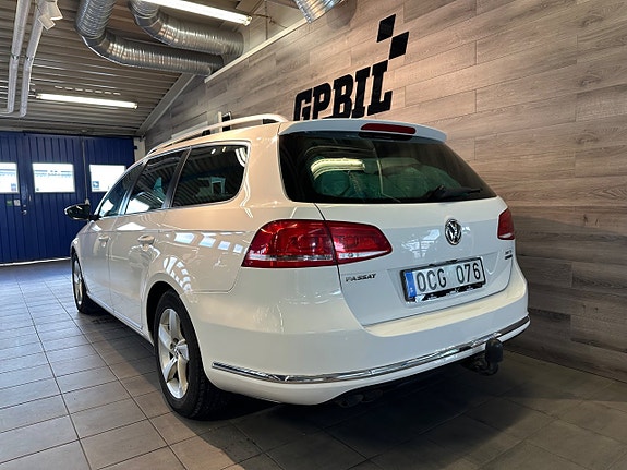 Volkswagen Passat 3 of 5