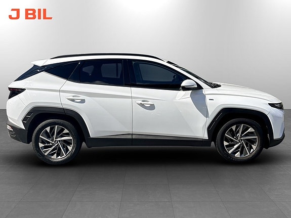 Hyundai Tucson 15 of 18