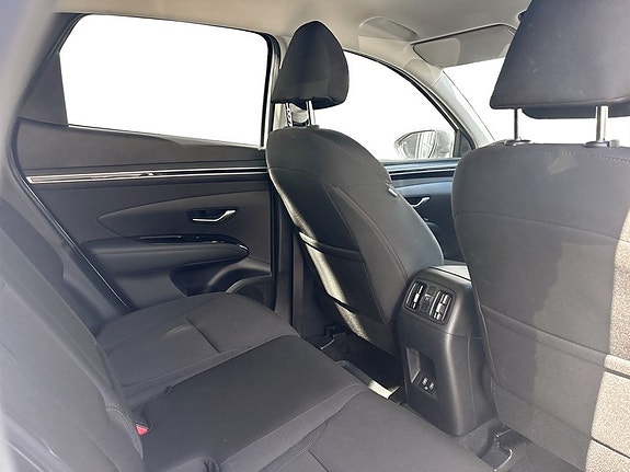 Hyundai Tucson 14 of 18