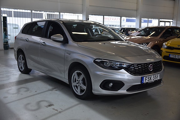 Fiat Tipo 2 of 5