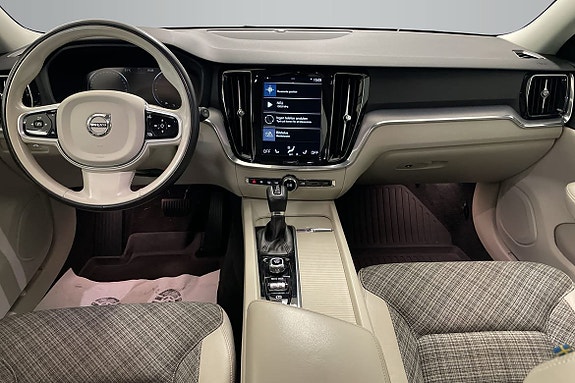 Volvo V60 12 of 14