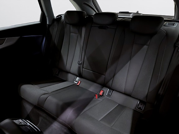 Audi A4 allroad 11 of 17