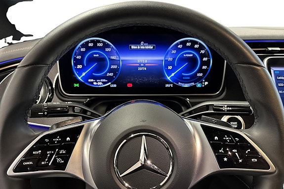 Mercedes-Benz EQE350 9 of 23