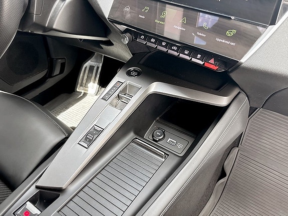 Peugeot 408 12 of 18