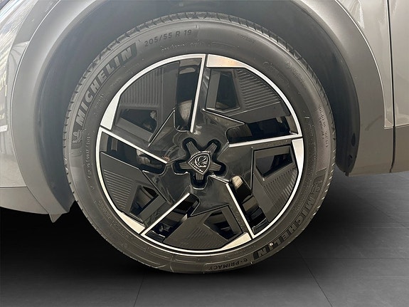 Peugeot 408 17 of 18