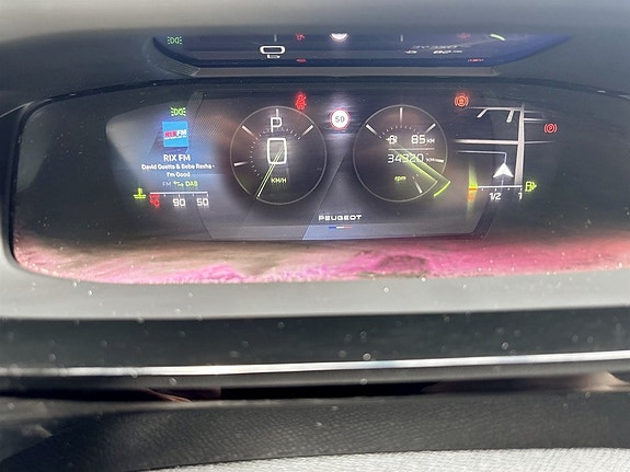 Peugeot 408 8 of 18