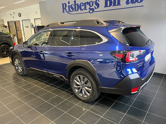 Subaru Outback 4 of 5