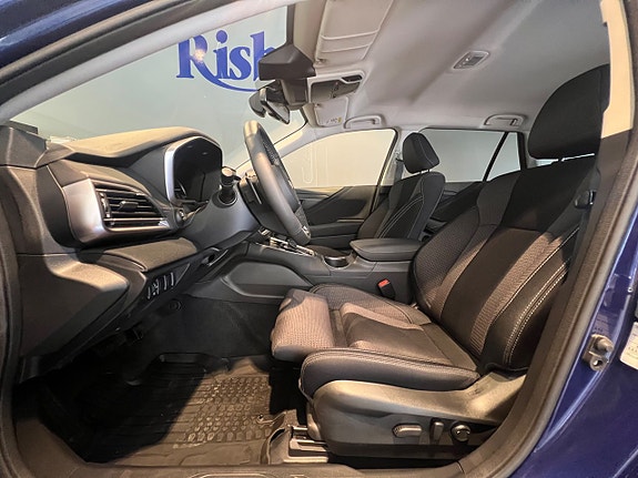 Subaru Outback 8 of 12