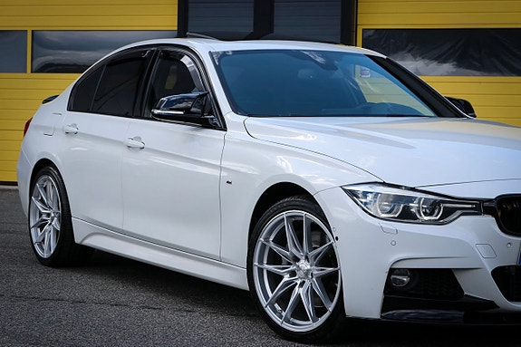 BMW 335d 3 of 5