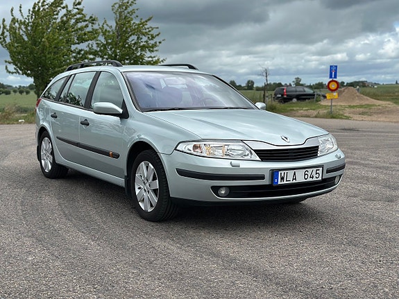 Renault Laguna 2 of 5