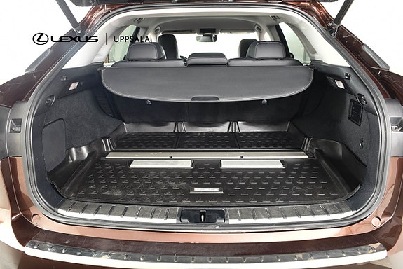 Lexus RX450h 9 of 21
