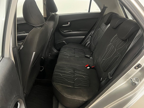 Kia Picanto 10 of 11