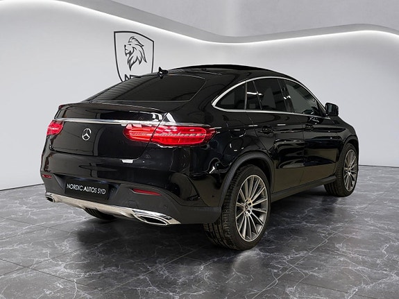 Mercedes-Benz GLE350 d 5 of 5
