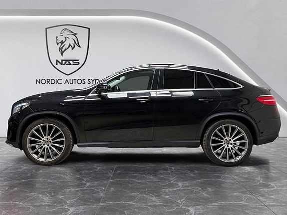 Mercedes-Benz GLE350 d 2 of 5