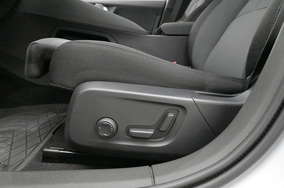 Polestar 2 10 of 27