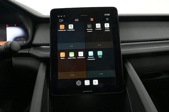 Polestar 2 16 of 27