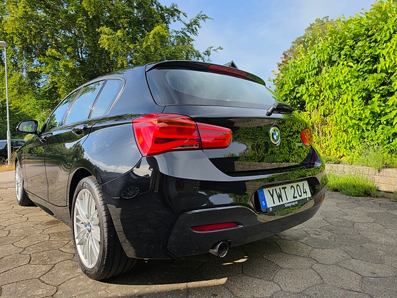BMW 118i 5 of 5