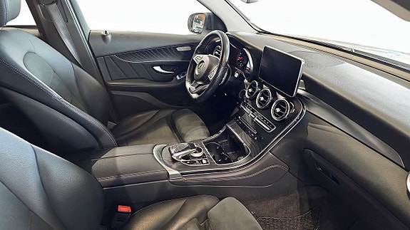 Mercedes-Benz GLC220 d 3 of 5