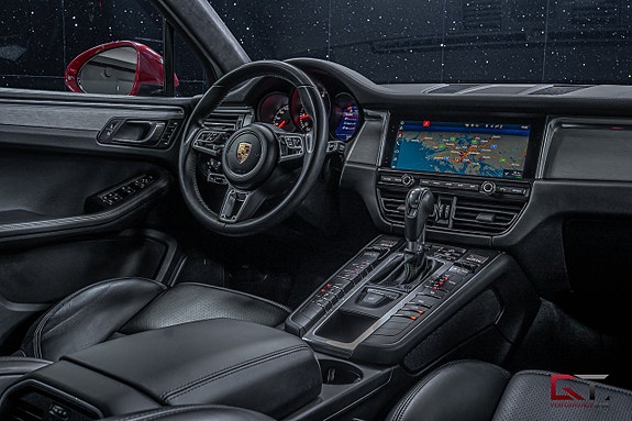 Porsche Macan Turbo 19 of 22