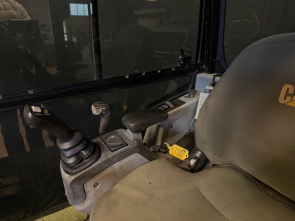 Caterpillar 302.4D - ROTORTILT / CENTRALSMÖRJNING – bild 7