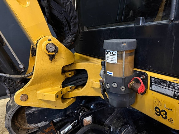 Caterpillar 302.4D - ROTORTILT / CENTRALSMÖRJNING – bild 8