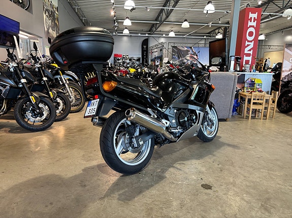 Kawasaki ZZ-R600 3 of 5