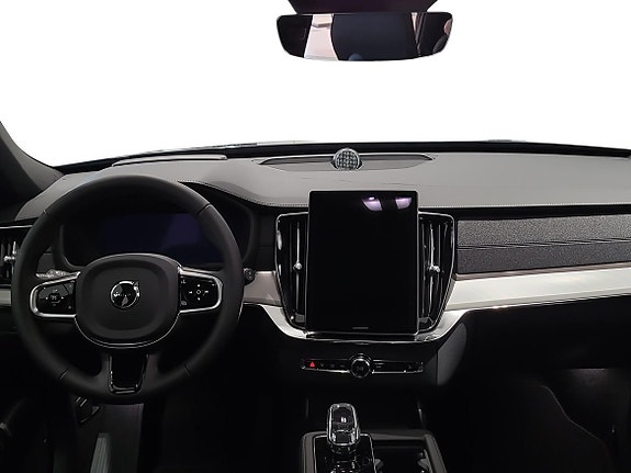 Volvo XC90 5 of 22