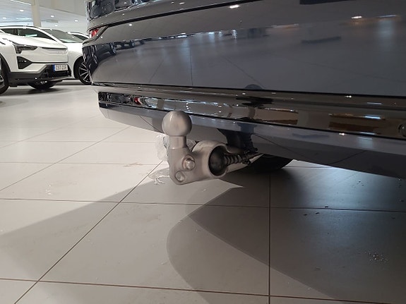 Volvo XC90 15 of 22
