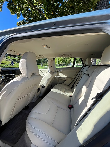 Volvo V60 5 of 5