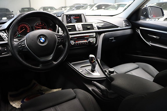 BMW 320d 11 of 15
