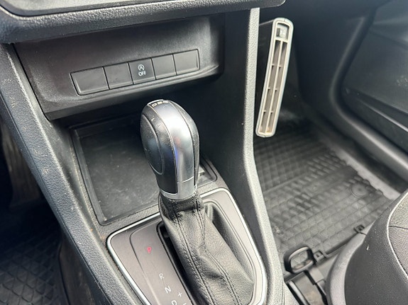 Volkswagen Caddy Maxi 12 of 16