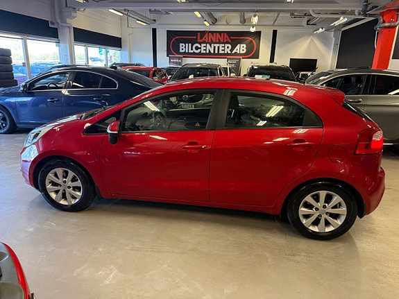 Kia Rio 3 of 5