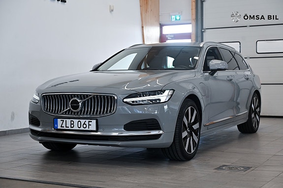 Volvo V90 2 of 5