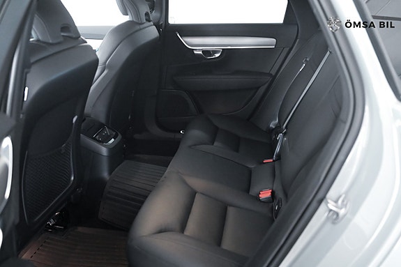 Volvo V90 10 of 19