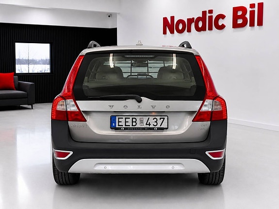 Volvo XC70 4 of 5