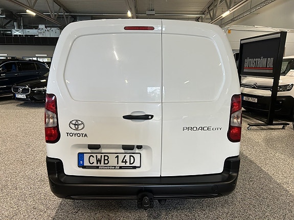Toyota Proace City 3 of 5