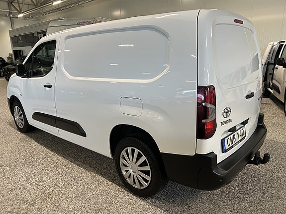Toyota Proace City 2 of 5
