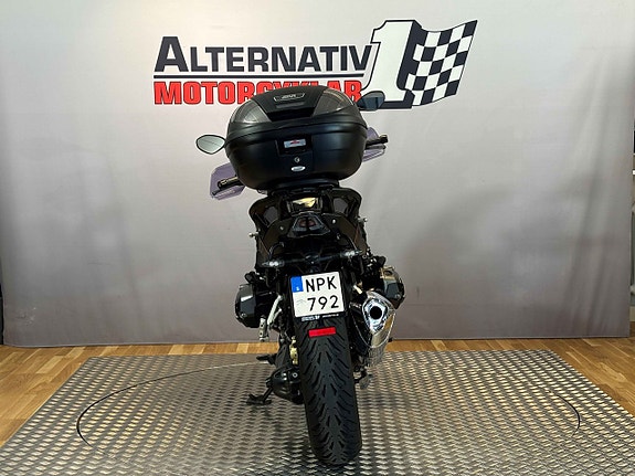BMW R1200R 3 of 5