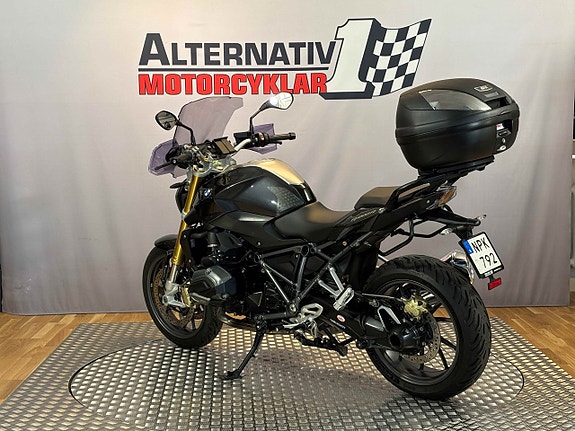 BMW R1200R 4 of 5