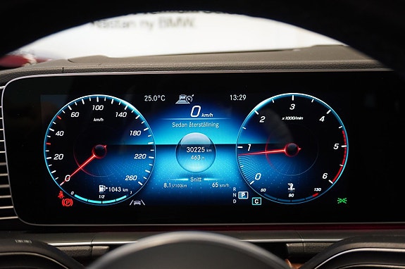 Mercedes-Benz GLS400 d 13 of 30