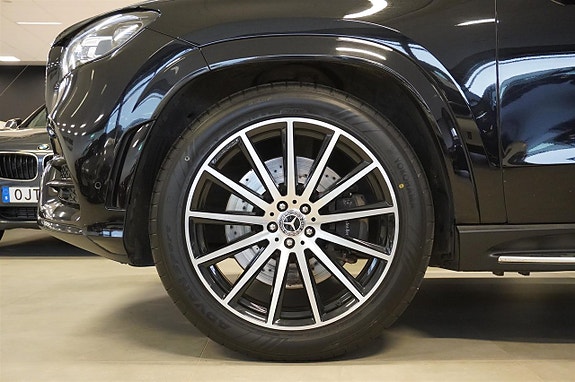 Mercedes-Benz GLS400 d 3 of 30