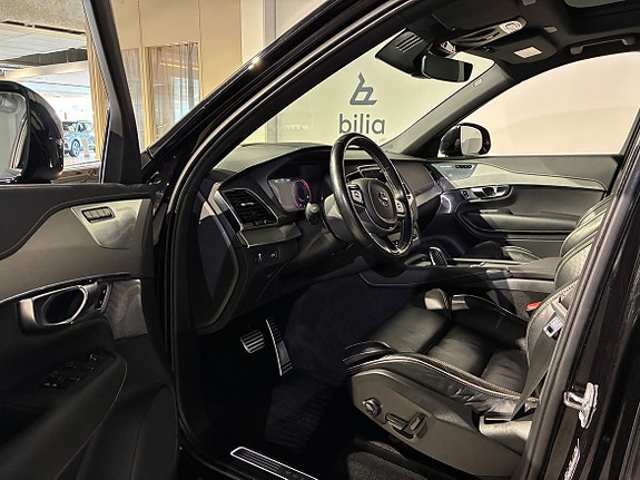 Volvo XC90 3 of 5