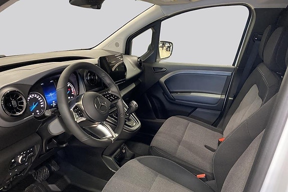 Mercedes-Benz eCitan 8 of 18