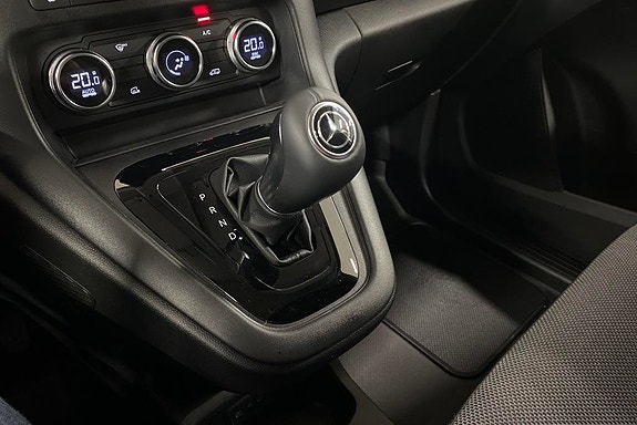 Mercedes-Benz eCitan 12 of 18
